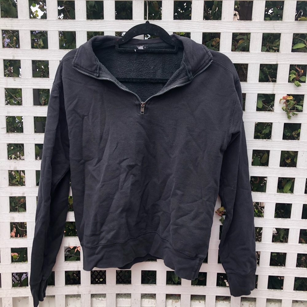 BRANDY BLACK QUARTER ZIP SWEATSHIRT